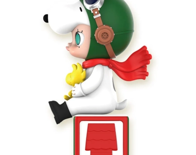 POP-MART-MOLLY-x-Snoopy-200-Figurine.webp